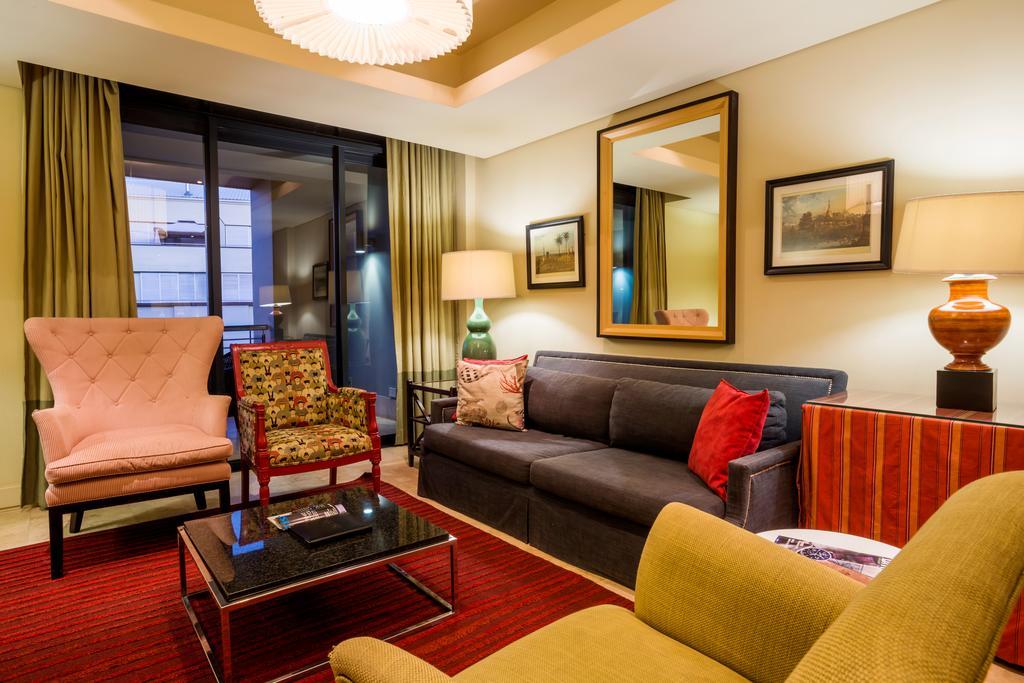 Family Two-Bedroom Suite,736015699:JPEG